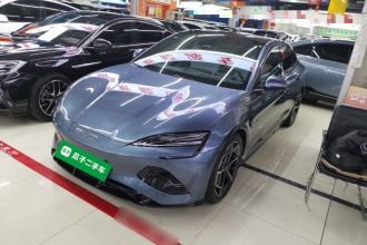 比亚迪 海豹 2023款 冠军版 700km 性能版