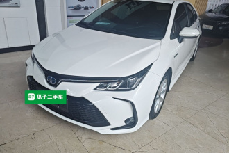 丰田 卡罗拉 2023款 1.8L 智能电混双擎 精英版