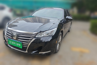 丰田 皇冠 2017款 2.0T 运动版