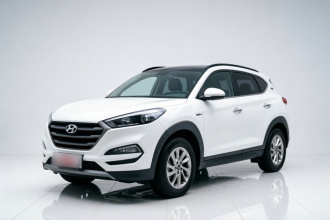 现代 途胜 2018款 1.6T 双离合两驱15周年特别版