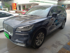 林肯 飞行家 2021款 3.0T V6 四驱尊享版