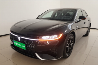 岚图汽车 岚图追光 2024款 PHEV 四驱超长续航旗舰版