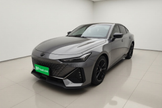 长安UNI-V 2022款 1.5T 尊贵型