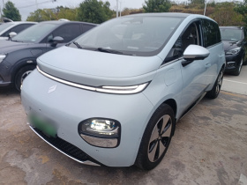 宝骏云朵 2023款 460 Max 灵犀版