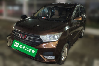 五菱汽车 五菱宏光 2018款 1.5L S舒适型L2B