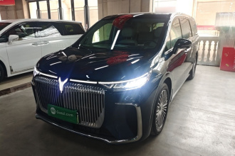 岚图汽车 岚图梦想家 2025款 PHEV 四驱尊贵鲲鹏版