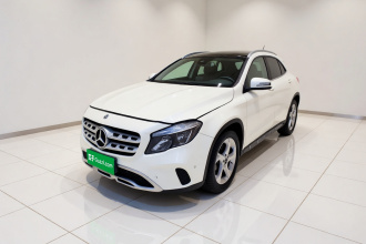 奔驰GLA 2018款 GLA 200 动感型