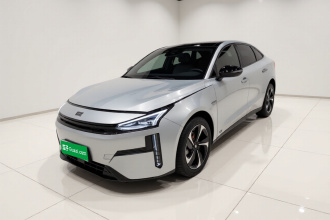 吉利银河 银河L6 2024款 125km PLUS 龙腾版