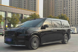 极氪009 2024款 七座过道版四驱 108kWh