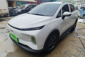吉利几何E萤火虫 2023款 320KM 乖帅虎 5座