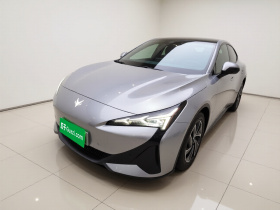 ARCFOX极狐 极狐 阿尔法S5 2025款 560PRO 185kW