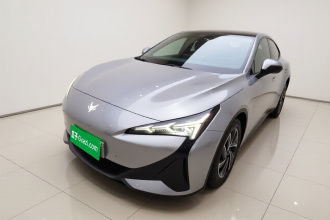 ARCFOX极狐 极狐 阿尔法S5 2025款 560PRO 185kW