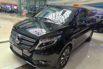 奔驰 威霆 2021款 2.0T 商务版 7座