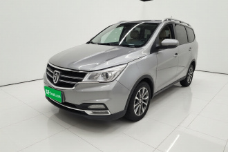 宝骏730 2019款 1.5T CVT时尚型 7座 国VI