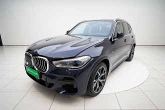 宝马X5(进口) 2022款 xDrive40i 尊享型 M运动套装