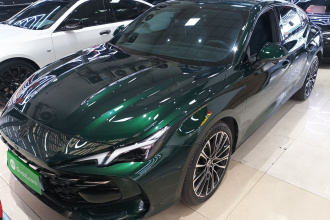 名爵 MG7 2023款 2.0T 自动猎美尊享版