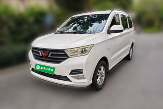 五菱汽车 五菱宏光 2018款 1.5L S标准型L2B