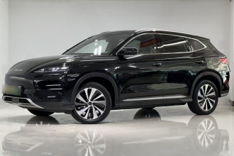 比亚迪 宋PLUS新能源 2023款 冠军版 EV 520KM 旗舰型