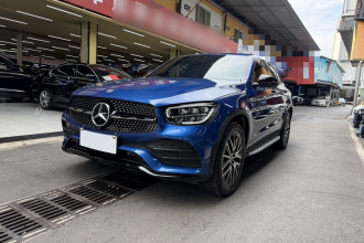 奔驰GLC轿跑 2023款 GLC 260 4MATIC 轿跑SUV
