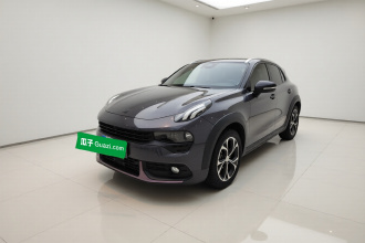 领克02 2020款 1.5T DCT两驱耀Pro版