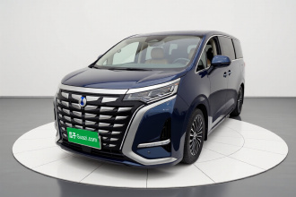 腾势D9 2022款 DM-i 970 四驱旗舰型