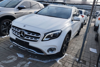 奔驰GLA 2017款 GLA 220 4MATIC 时尚型