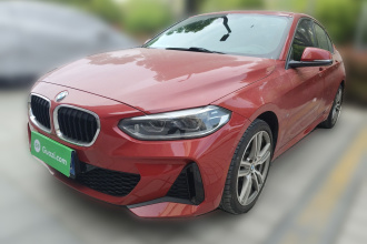 宝马1系 2019款 120i 领先型M运动套装