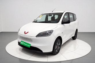 五菱汽车 五菱宏光新能源 2025款 增程式混动 50KM 舒适型