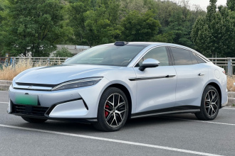 比亚迪 汉L 2025款 EV 四驱激光雷达旗舰型