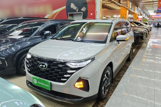 现代 库斯途 2021款 270TGDi 尊贵版 LUX