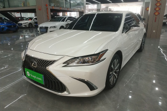 雷克萨斯ES 2018款 200 卓越版 国V