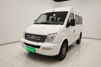 上汽大通MAXUS 新途V80 2021款 2.0T AMT经典傲运通短轴中顶5/6座