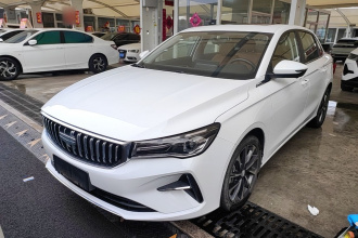 吉利汽车 帝豪 2025款 第4代 1.5L CVT旗舰型
