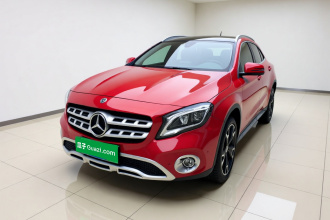 奔驰GLA 2017款 GLA 220 4MATIC 时尚型