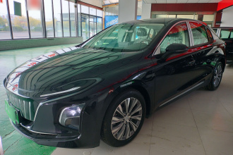 红旗E-QM5 2022款 431km 充电乐享版