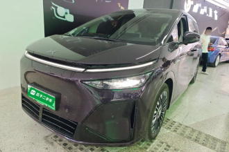 小鹏X9 2026款 增程 1602 Ultra