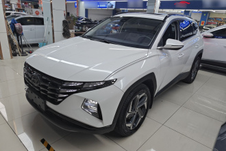 现代 2021款 途胜L 1.5T DCT LUX尊贵版