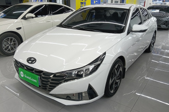 现代 伊兰特 2021款 1.5L CVT LUX尊贵版