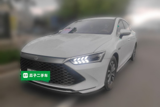 比亚迪 秦PLUS 2024款 荣耀版 DM-i 55KM领先型