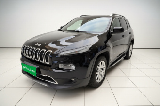 Jeep 自由光 2017款 2.0L 优越版