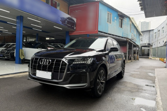 奥迪Q7 2021款 55 TFSI quattro S line运动型