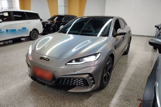 比亚迪 海豹06GT 2025款 智驾版 605热浪版