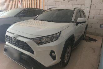 丰田 RAV4荣放 2021款 2.0L CVT两驱都市版