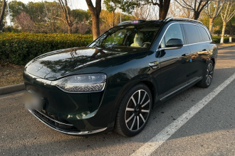 鸿蒙智行 问界M9 2025款 增程 Ultra版 52kWh 6座版 (192线激光雷达）