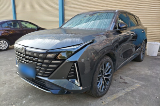 长安UNI-Z 2025款 1.5T 尊贵型