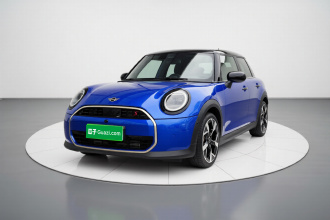 MINI 2025款 2.0T COOPER S 艺术家 五门版