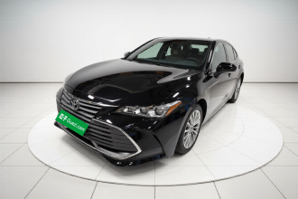 丰田 亚洲龙 2019款 双擎 2.5L Limited旗舰版 国VI