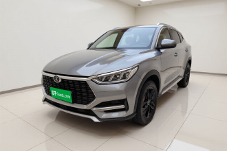 比亚迪 宋PLUS 2020款 1.5T 自动豪华型
