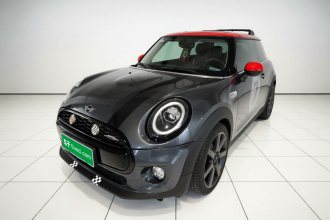 MINI 2018款 1.5T COOPER 艺术家