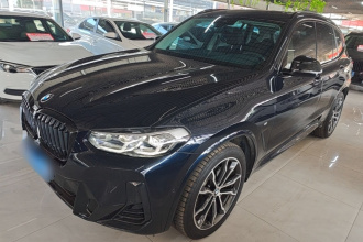 宝马X3 2023款 改款 xDrive30i 领先型 M曜夜套装